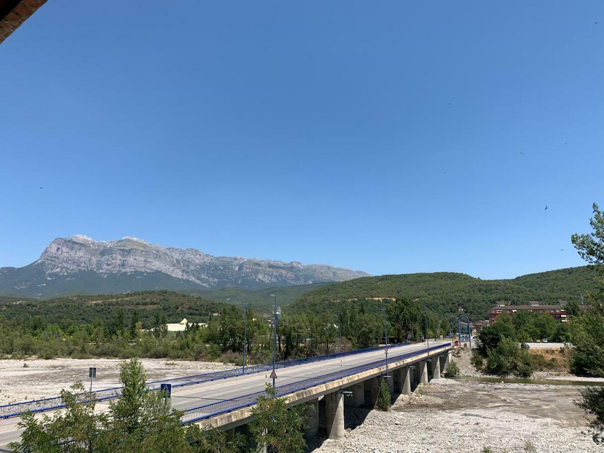 Apartamento Somos Aínsa Dış mekan fotoğraf